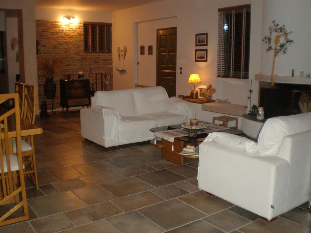 Villa Marvelous House By The Sea Vouliagmeni-See Exterior foto